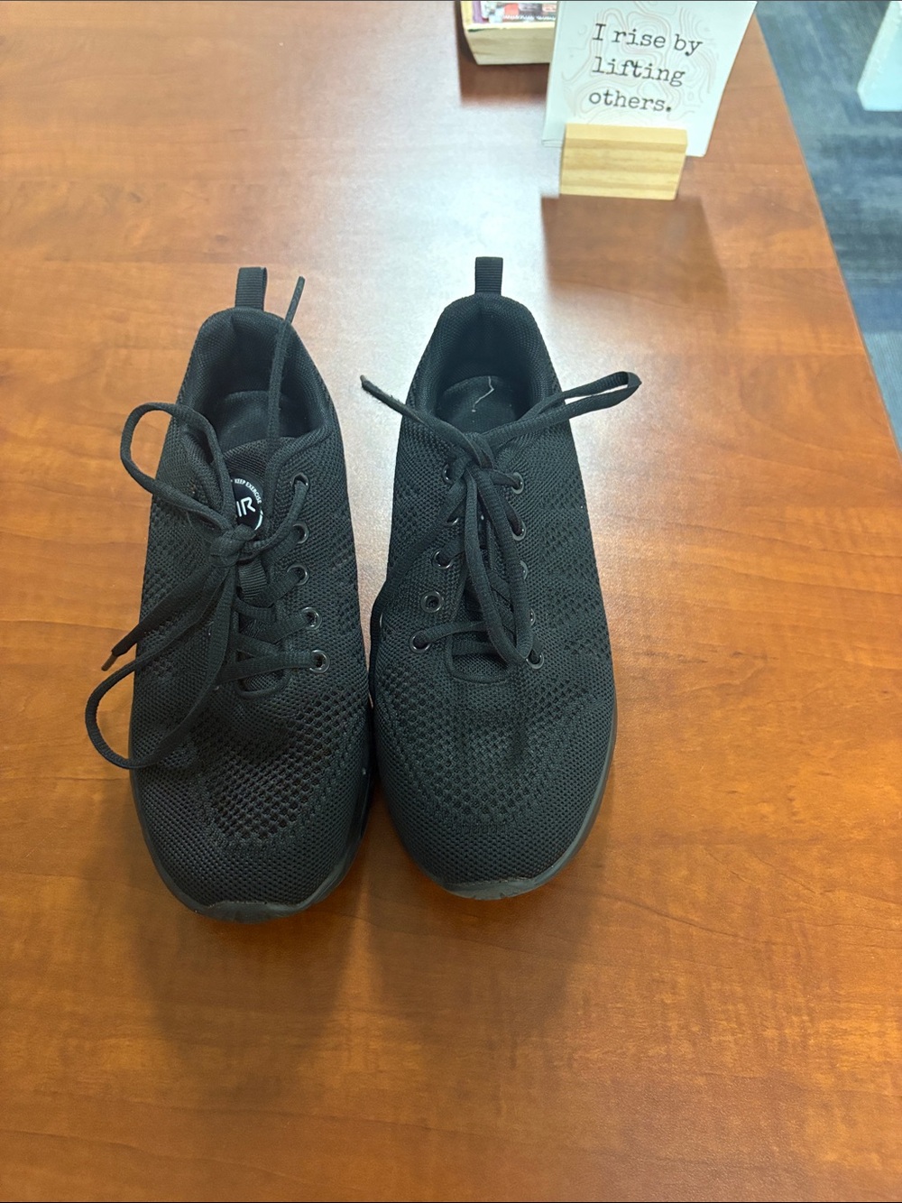 Airwalk Women's Black Knit Athletic Sneakers